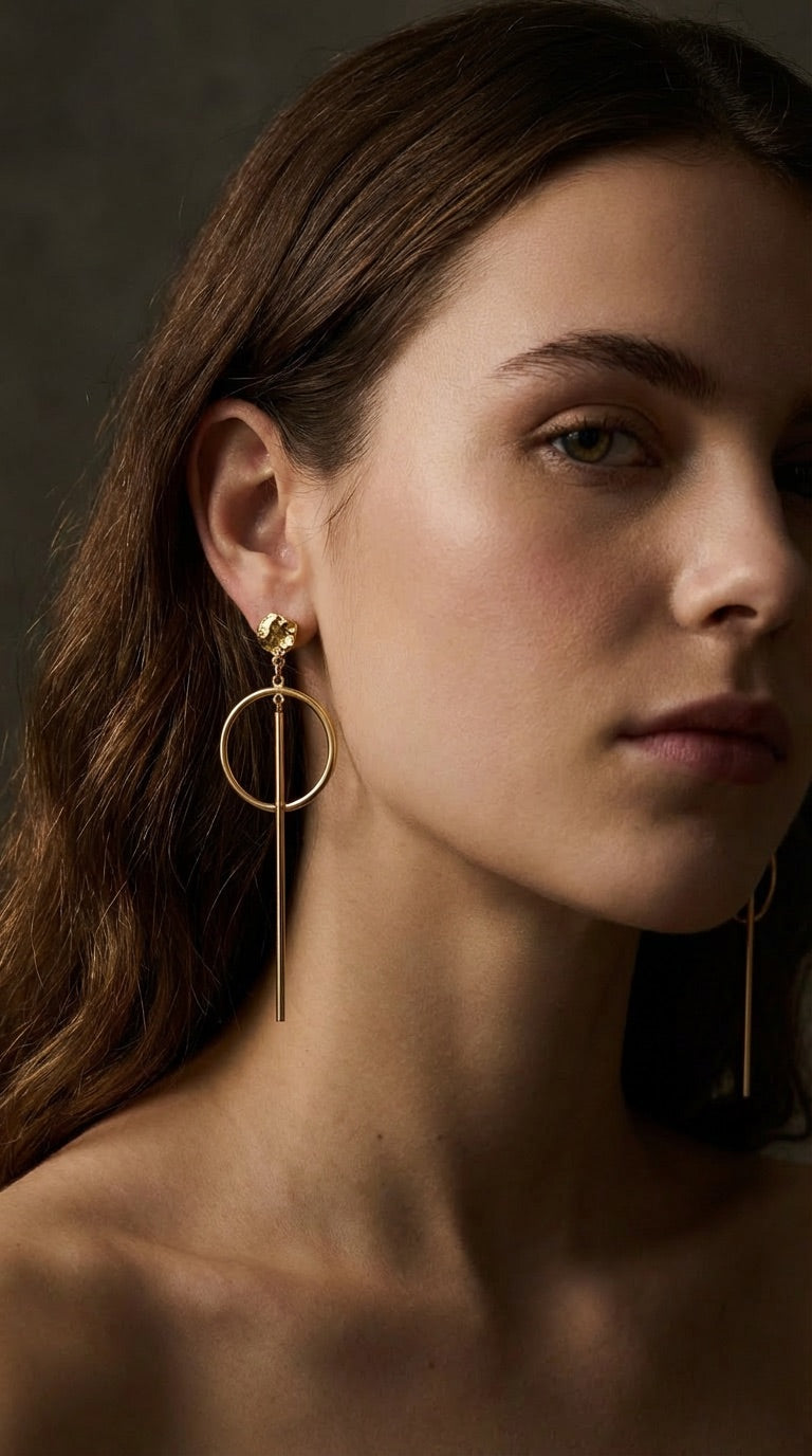The Everyday Halo Drop Earring